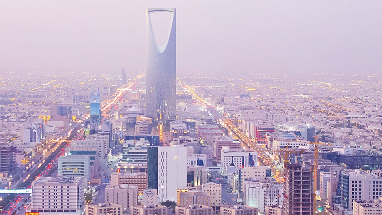 «الحصيني» ينفي قدوم موجة برد خلال اليومين المقبلين