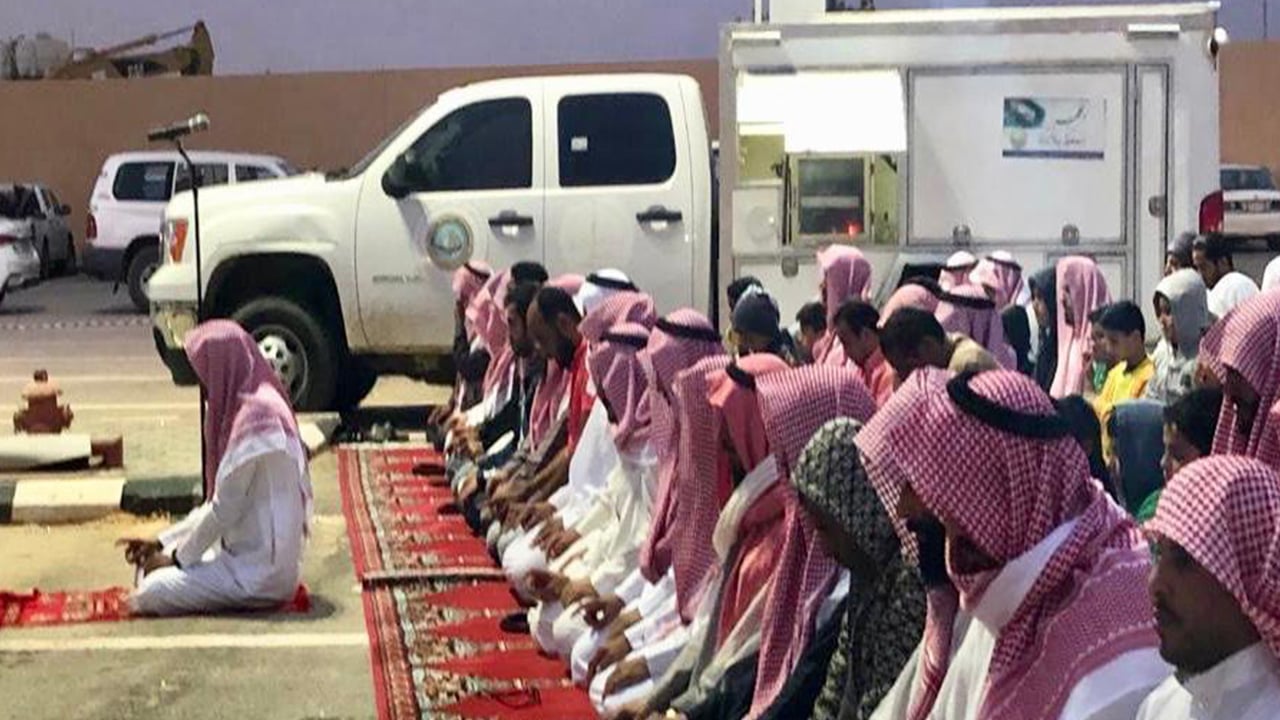 هيئة «الأمر بالمعروف» توفِّر مصليات متنقلة في الأماكن العامة والمتنزهات بالقصيم