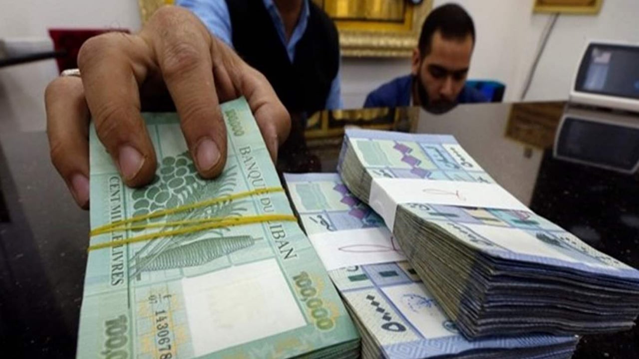الاقتصاد اللبناني يتهاوى.. شركات تغلق وتسريح آلاف الموظفين