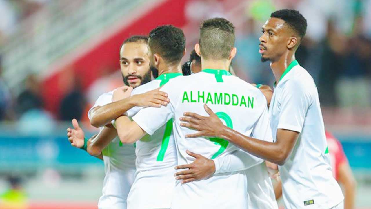 الأخضر يعزز تقدمه على البحرين بهدف ثانٍ بتوقيع خبراني