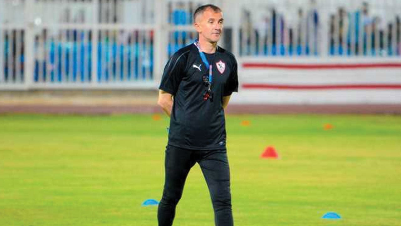 رسميًا.. الزمالك يقيل المدير الفني «ميتشو»