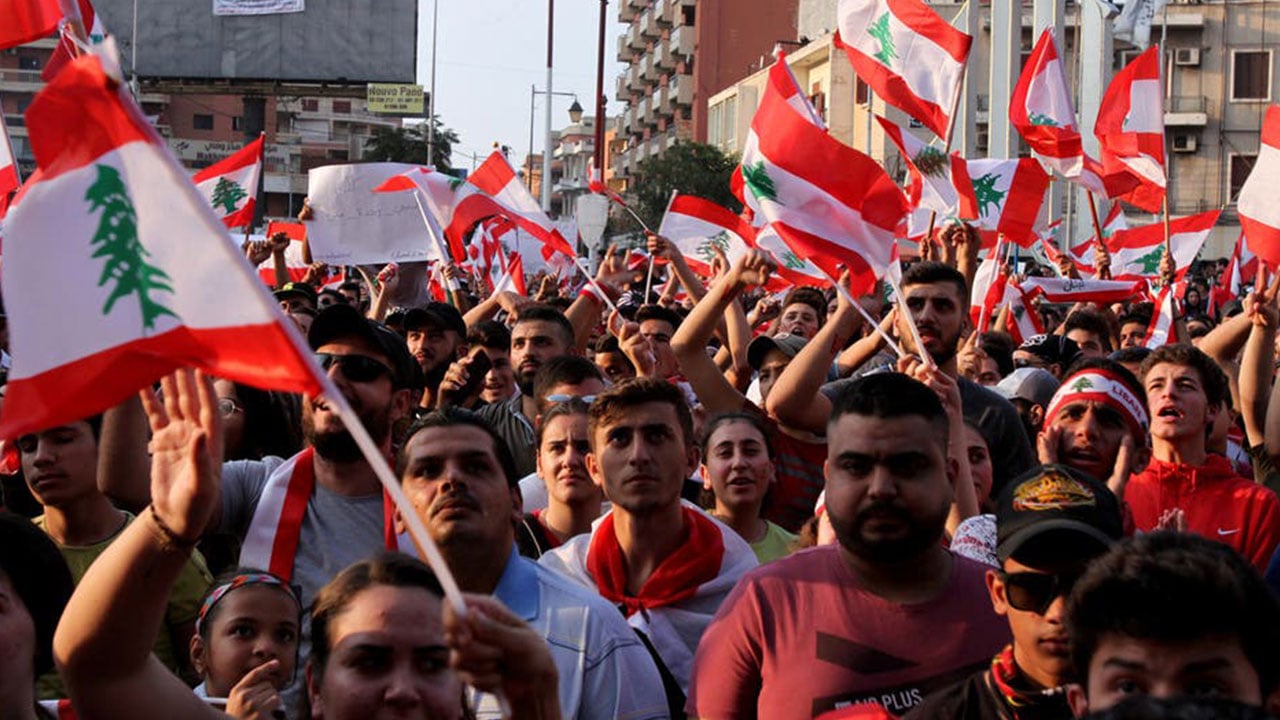 احتجاجات لبنان.. دعوات للتجمع أمام مجلس النوب في «أحد الاستشارات»