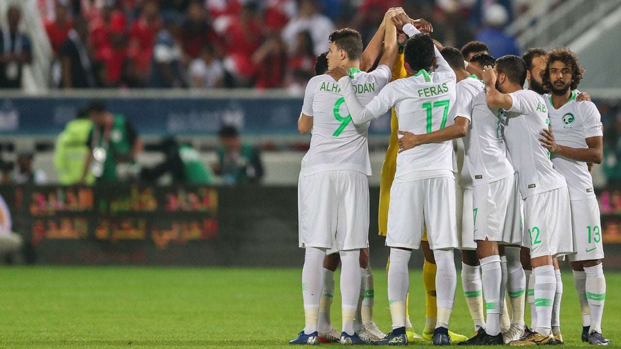الشوط الأول.. المنتخب السعودي يهدر التقدم مرتين بنهائي «خليجي 24»