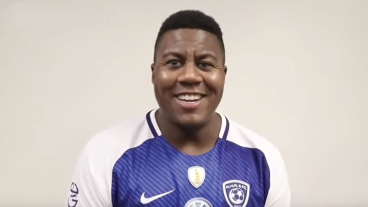 «ديفيد الهلالي».. مشجع أمريكي يعشق الأزرق والشلهوب لاعبه المفضل