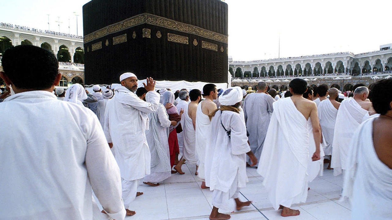 الحج والعمرة: إصدار 2 مليون تأشيرة عمرة منذ أول محرم