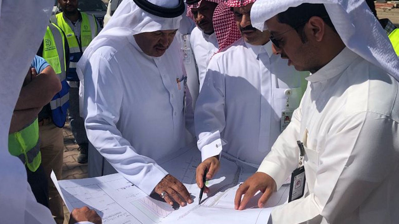 أمين نجران يتفقد المشاريع البلدية بالمنطقة