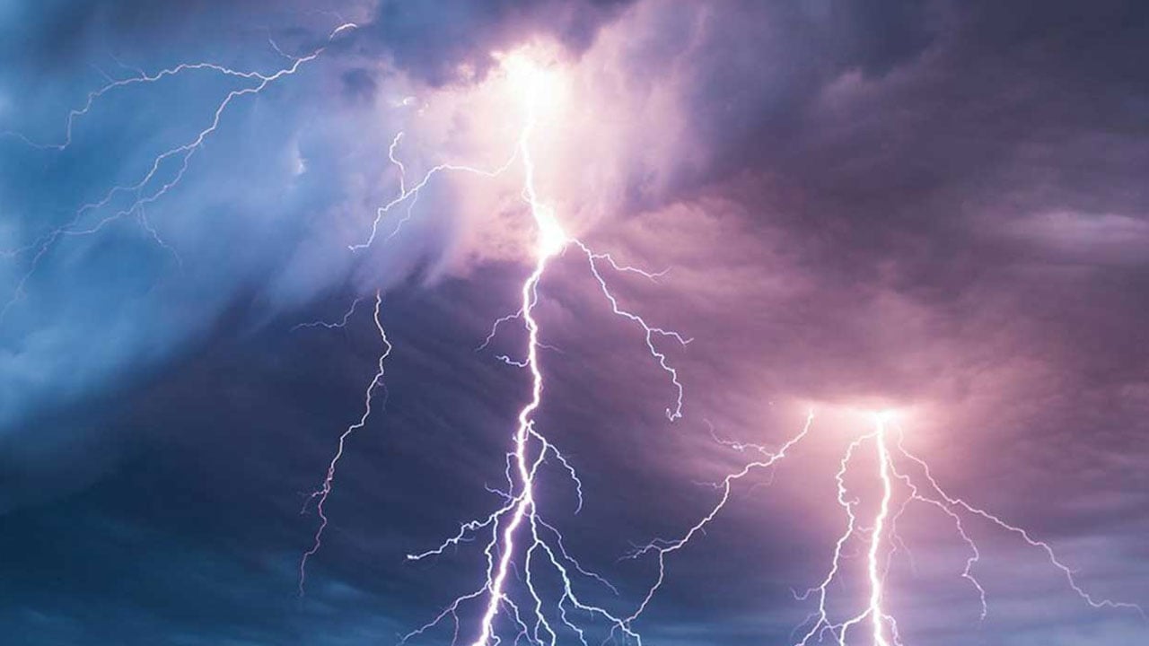 «الأرصاد»: استمرار انخفاض درجات الحرارة على معظم المناطق.. اليوم