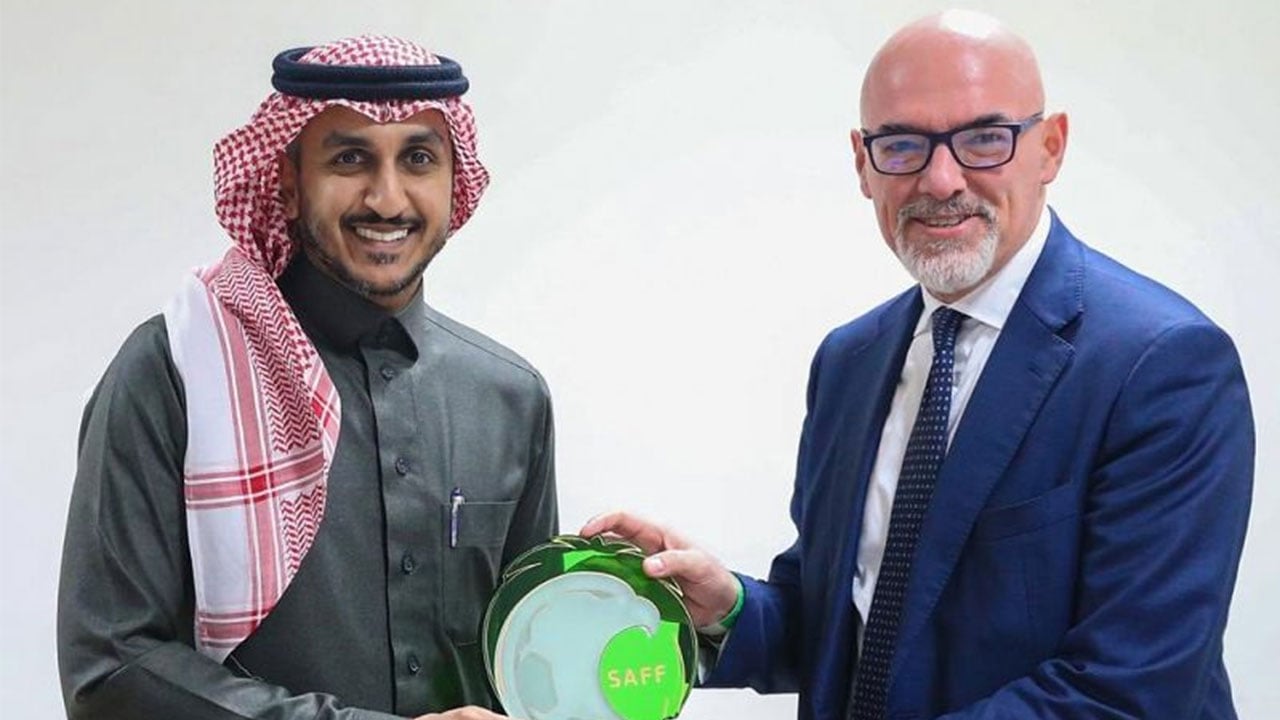 بالصور.. توقيع اتفاقية تعاون بين الاتحادين السعودي والإيطالي لكرة القدم