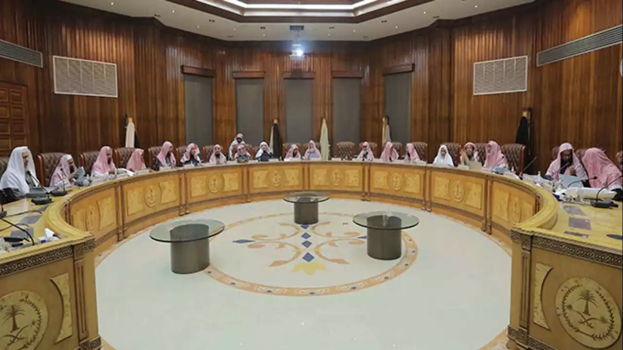 توصية من «كبار العلماء» عند حدوث ظاهرة كسوف الشمس
