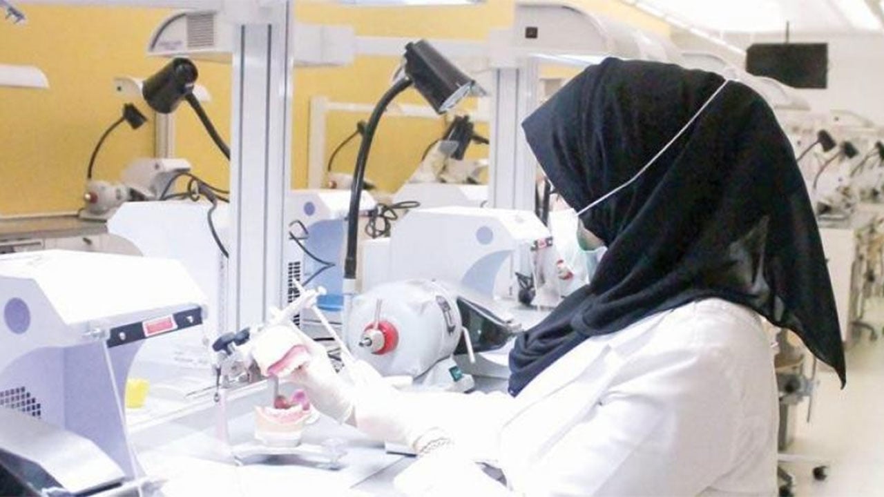 للمواطنين والمقيمين.. اعتماد الهوية والإقامة لتقديم الخدمات الطبية بدءًا من 2020