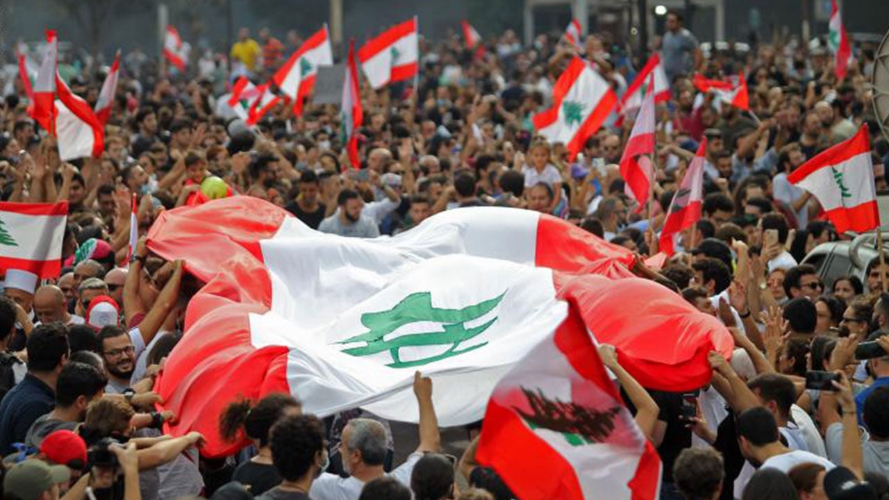 لبنان: تواصل الاحتجاجات الشعبية المطالبة باستعادة الأموال المنهوبة