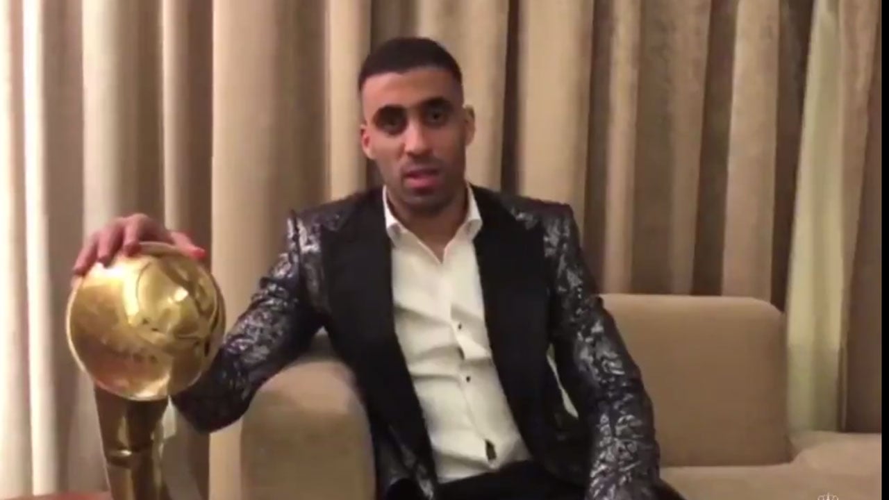 بالفيديو.. أول تعليق لعبدالرزاق حمد الله بعد اختياره أفضل لاعب عربي في 2019