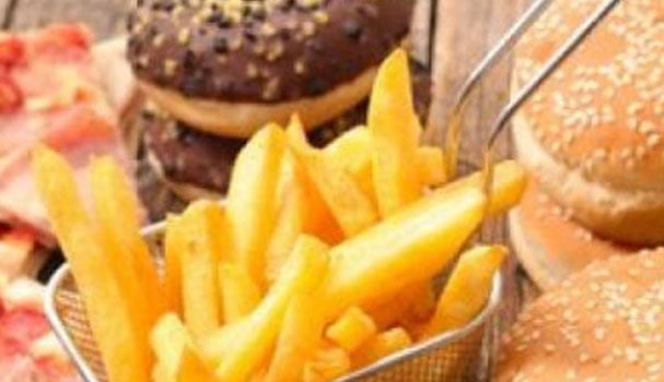 7 أطعمة ومشروبات تخفض مستوى طاقة جسمك