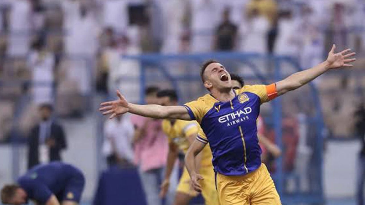 «أوفيني» ينفي توقيعه للإتحاد