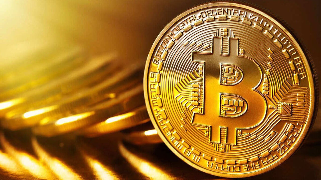 «البيتكوين» تقفز أعلى 8 آلاف دولار مع تصعيد التوترات الجيوسياسية