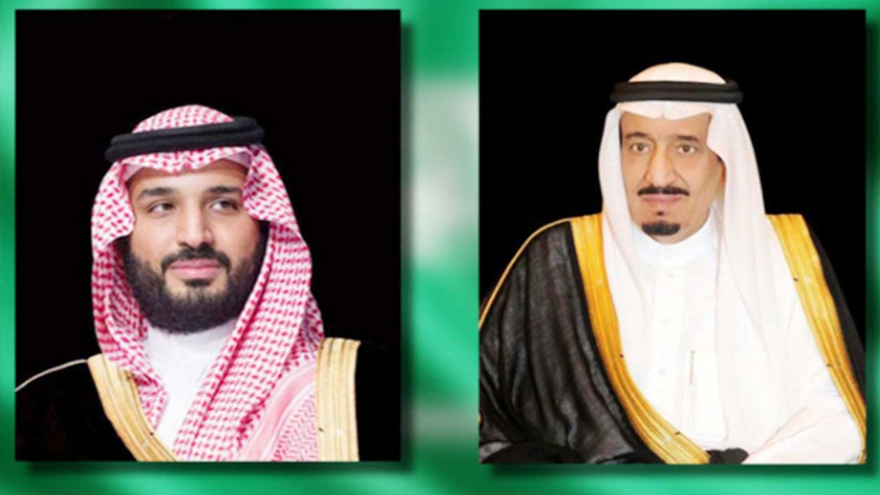 القيادة تعزي في وفاة سلطان عمان وتبارك لخلفه تولّي مقاليد الحكم