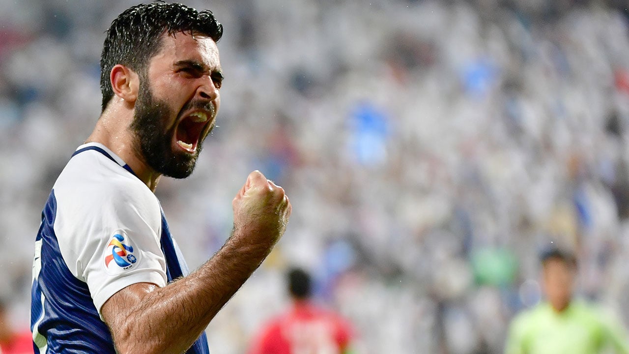 عمر خربين.. نسر الهلال الذي غزا آسيا