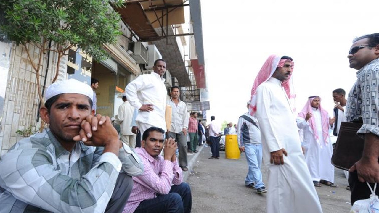 3 شروط لنقل عامل من منشأة دون موافقة صاحب العمل الحالي