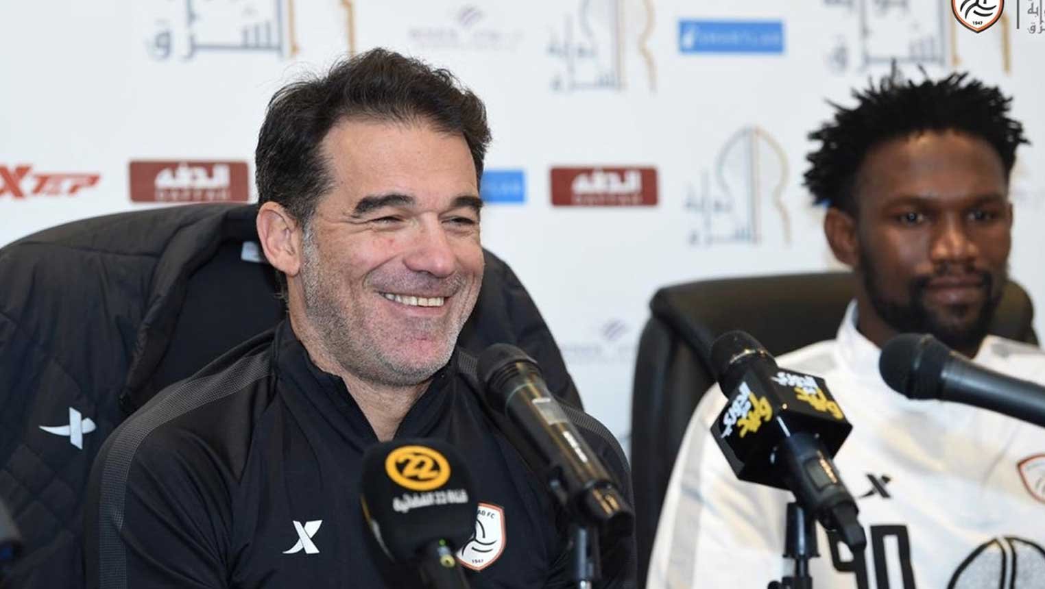 بالصور.. مدرب الشباب يتوعد الهلال في ديربي الرياض