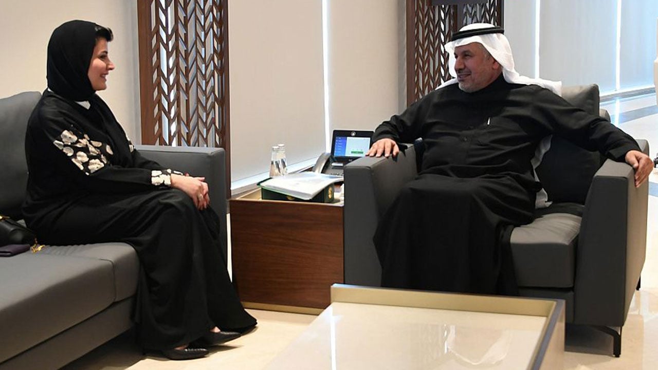 «الربيعة» يبحث مع مندوبة السعودية باليونسكو جهود المملكة لإغاثة الشعوب المنكوبة