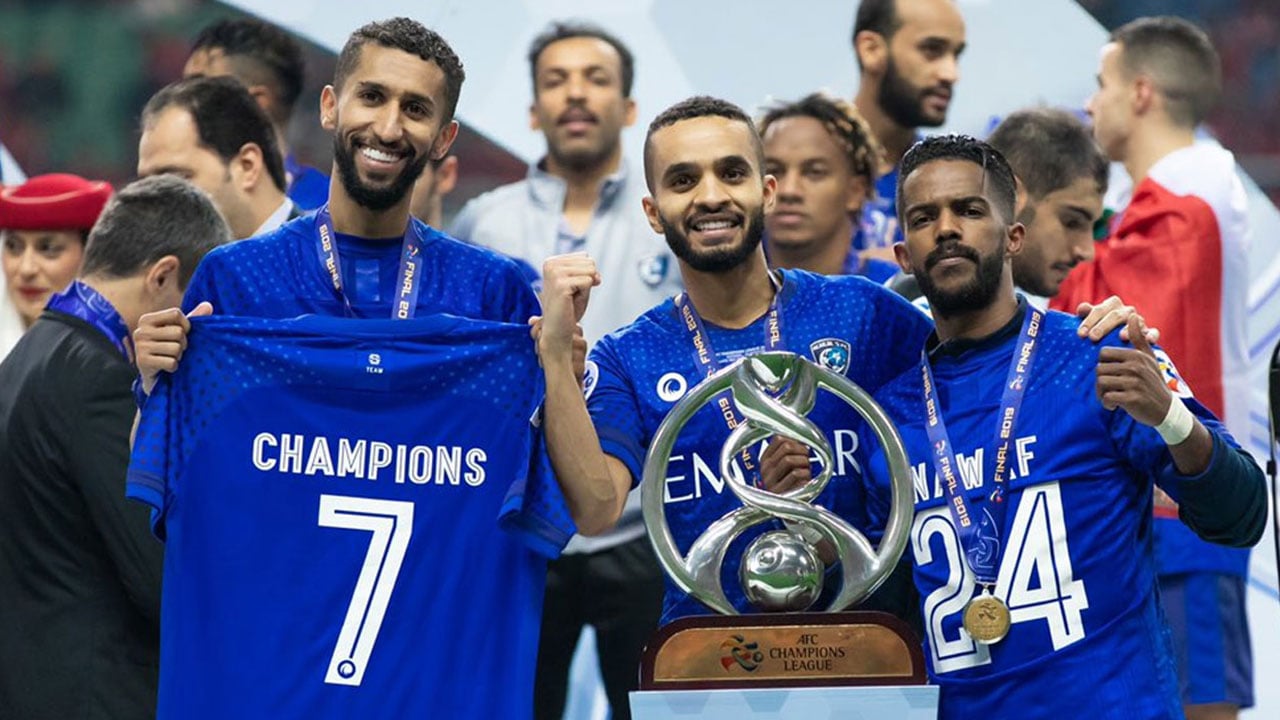 جماهير الهلال تستعيد ذكريات التتويج ببطولة دوري أبطال آسيا