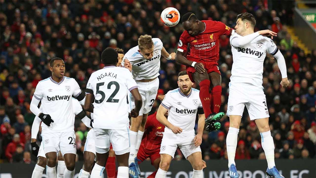 ليفربول يعبر ويستهام بصعوبة ويبتعد أكثر بصدارة الدوري الإنجليزي