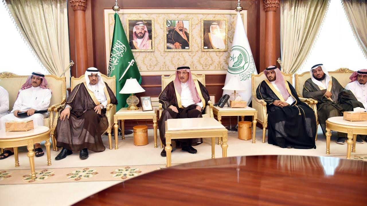 بالصور.. أمير جازان يرعى اتفاقية زراعة 300 ألف شتلة بمشاريع الإسكان بالمنطقة
