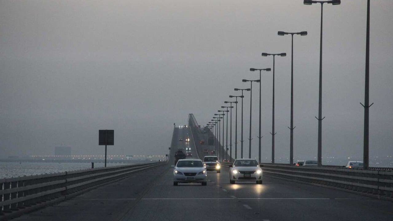 «جسر الملك فهد»: لا صحة لشائعة «الإغلاق» بسبب كورونا