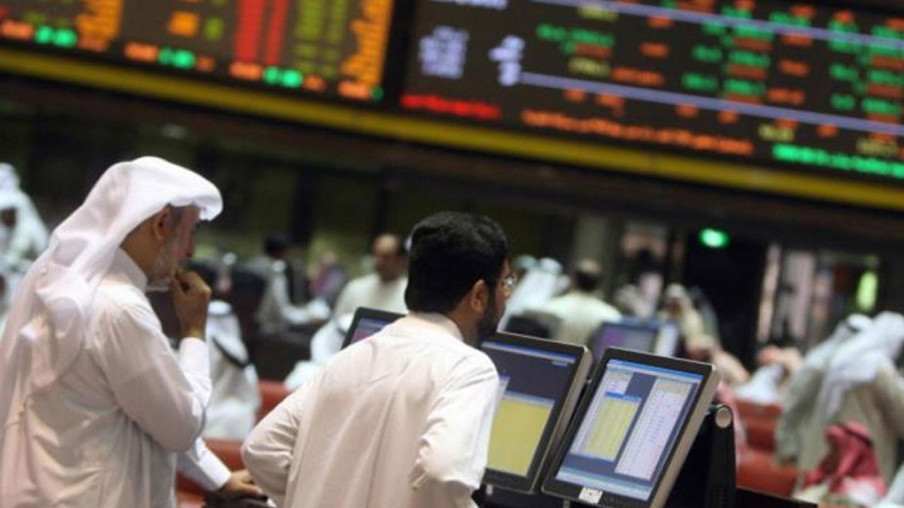 مطلع تعاملات الإثنين.. سوق الأسهم تخسر أكثر من 9%