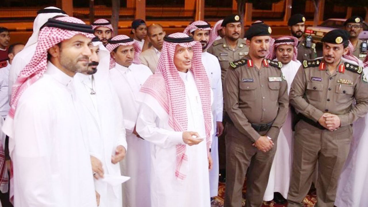 بالصور.. أمين الطائف يفتتح مشروع مواقف السيارات متعددة الأدوار بالمنطقة التاريخية