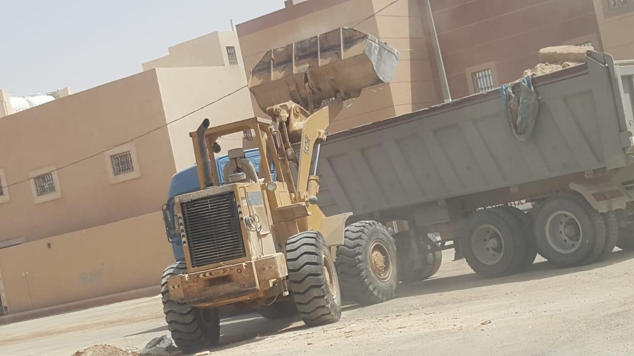 ‏‪ بالصور.. بلدية الخرج تبدأ حملة إزالة مخلفات البناء مجهولة المصدر‬‬‬‬