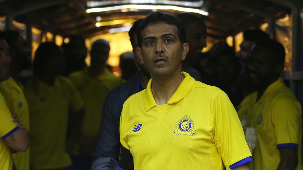 نجم النصر السابق يثير الجدل حول سلطة الهلال ودعم الحُكام