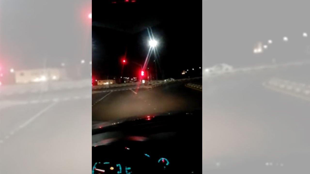 النيابة العامة تحقق مع مواطن روّج معلومات كاذبة وزعم استثناءه من «منع التجول»