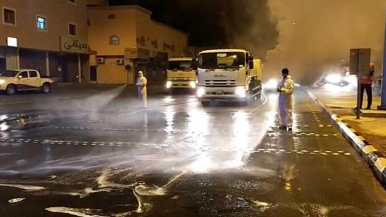بالصور.. «بلدية الدلم» تنفذ 190 جولة رقابية ضمن إجراءات الوقاية من كورونا