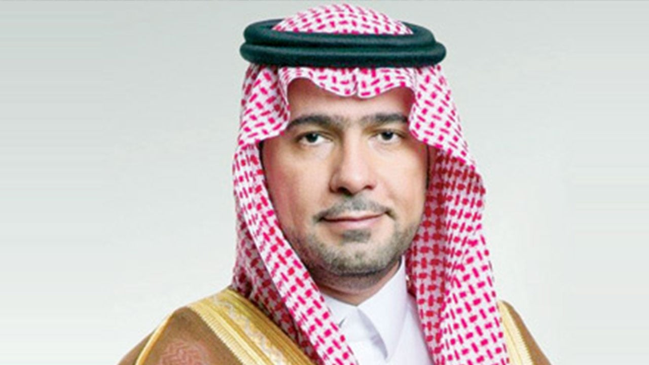 شاهد.. الحقيل يتابع مضاعفة المنظومة التقنية للبلديات من جهودها للتصدي لكورونا