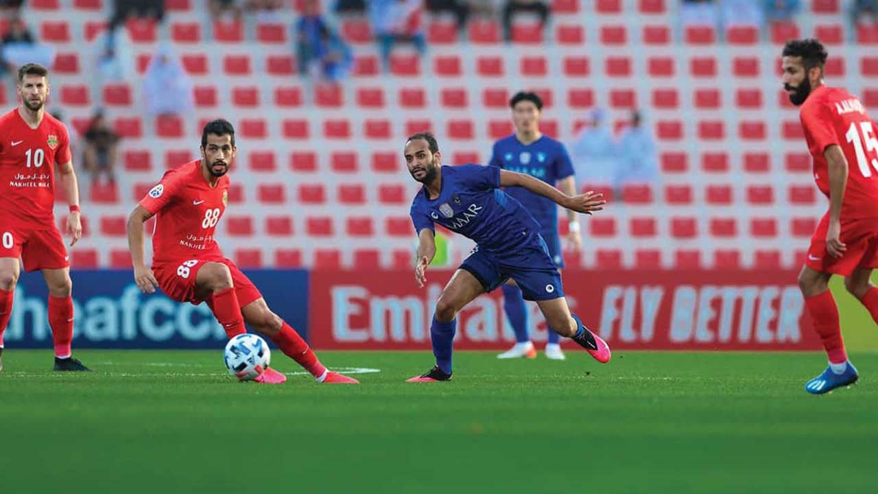 «كورونا» يُسدي خدمة جليلة إلى الهلال