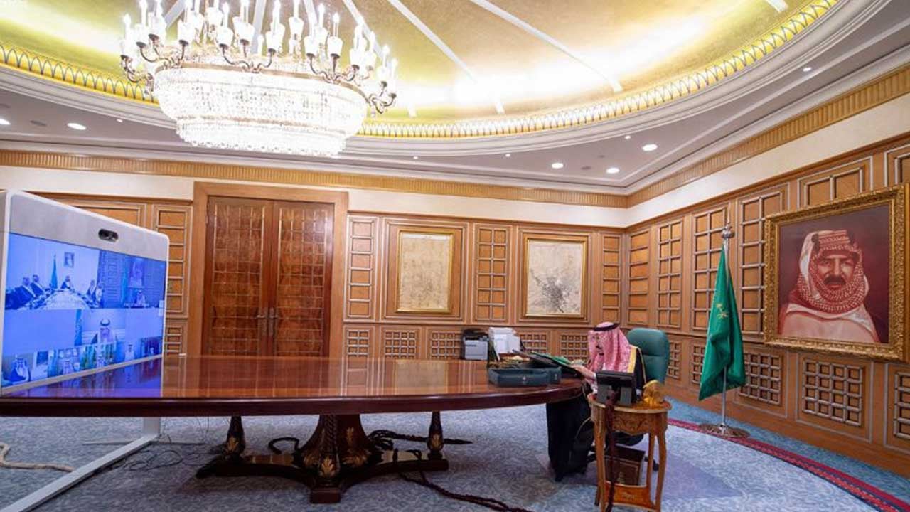 مجلس الوزراء: فترة تعليق الرحلات الجوية ضمن مدة تأشيرة الزيارة