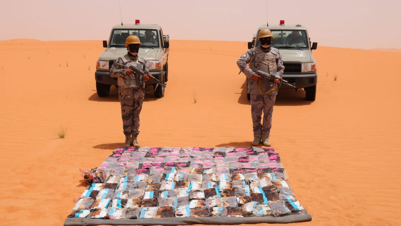بالصور.. إحباط محاولات تسلل 8721 شخصًا إلى الحد الجنوبي