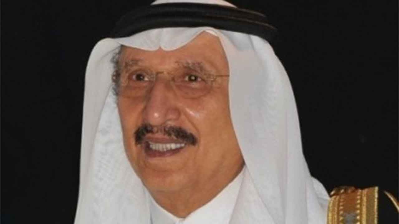 أمير جازان يوجه بإنجاز معاملات المواطنين في رمضان ممن يتطلب العمل وجودهم بفترة التعليق