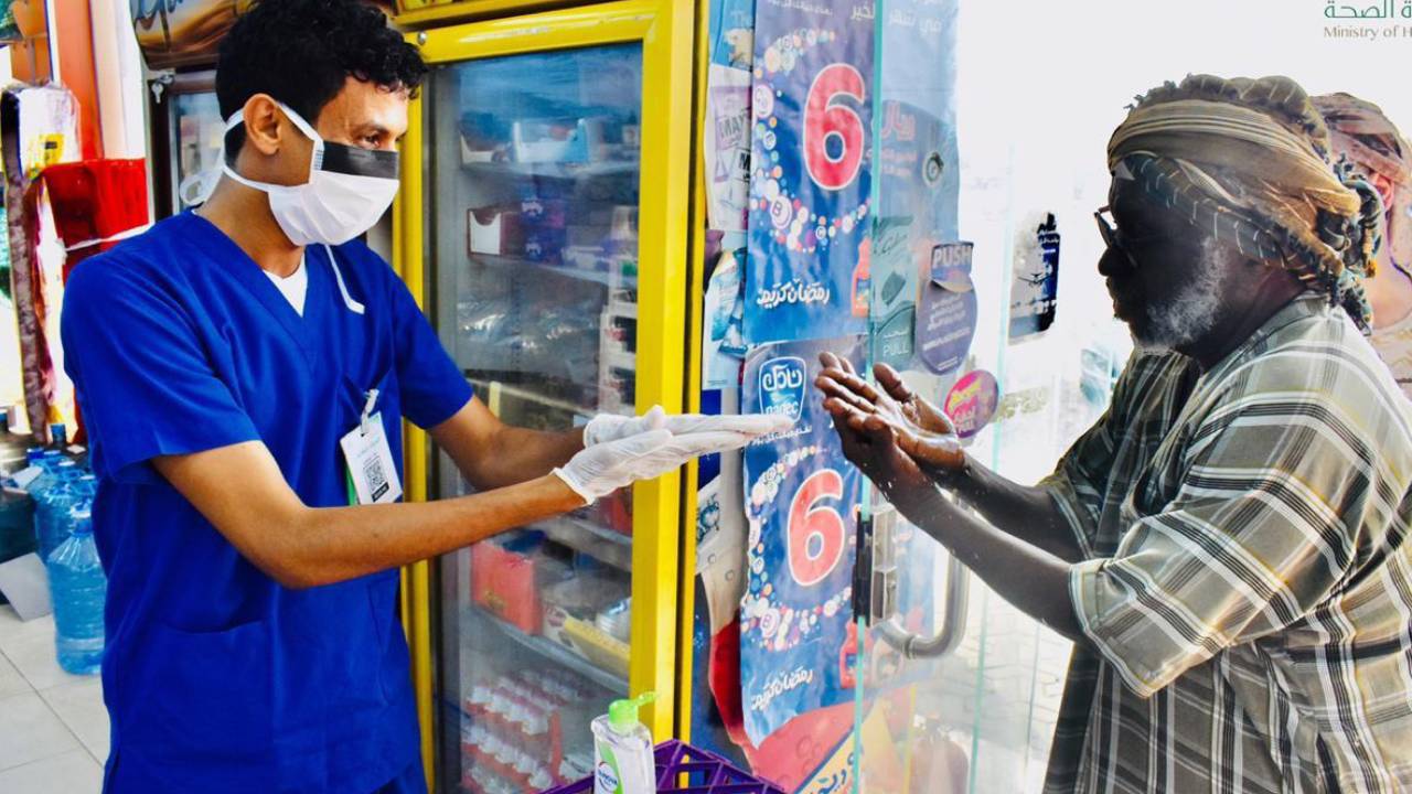 بالصور.. أكثر من مليون مستفيد من برامج التوعية الصحية بجازان