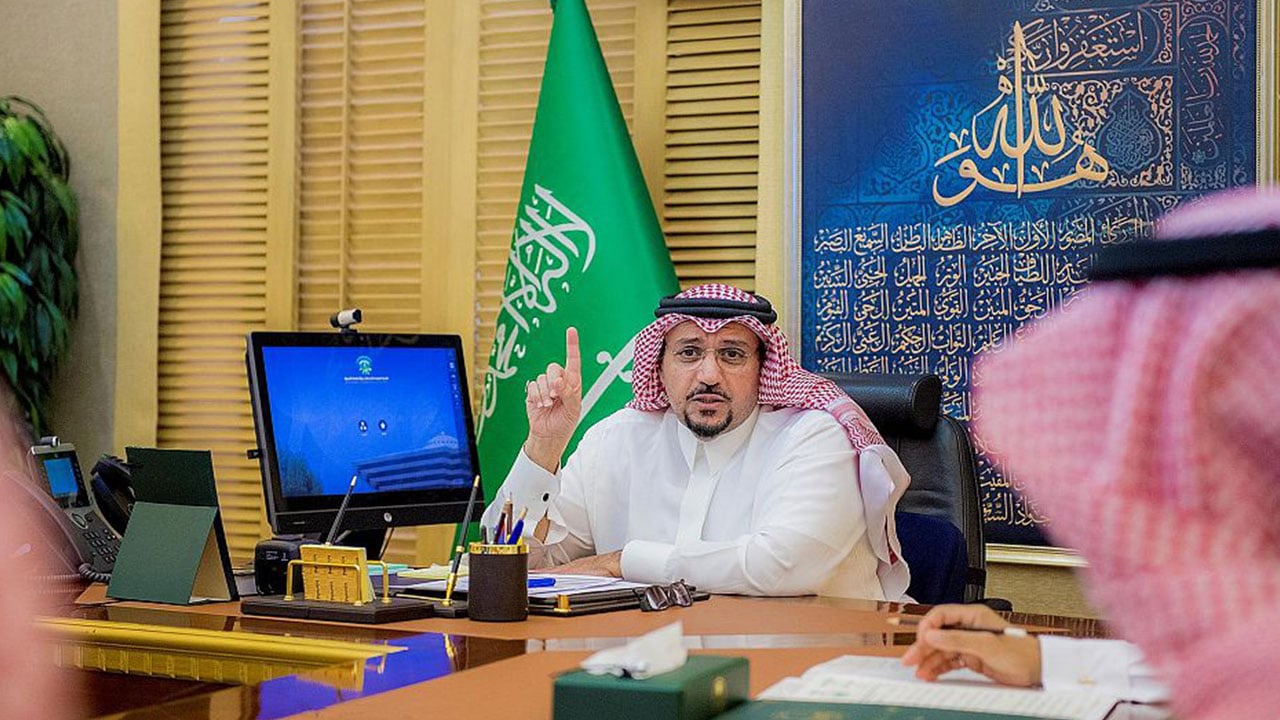 بالصور.. «عيدنا في بيتنا».. مبادرة جديدة يدشنها الأمير فيصل بالقصيم
