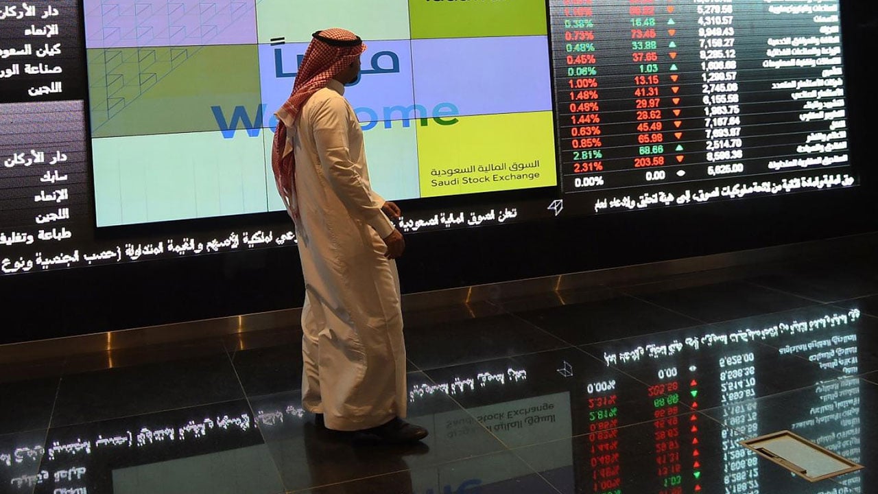 سوق الأسهم السعودية تصعد ومؤشرها يكسب 108 نقاط