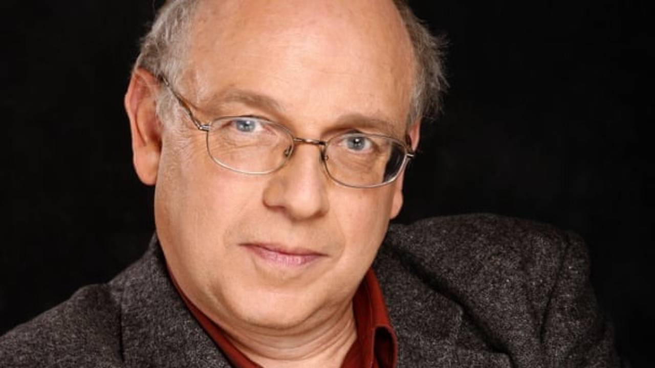 مؤلف شهير يعترف بتزوير تفاصيل كُتبه عن "القتل المتسلسل"