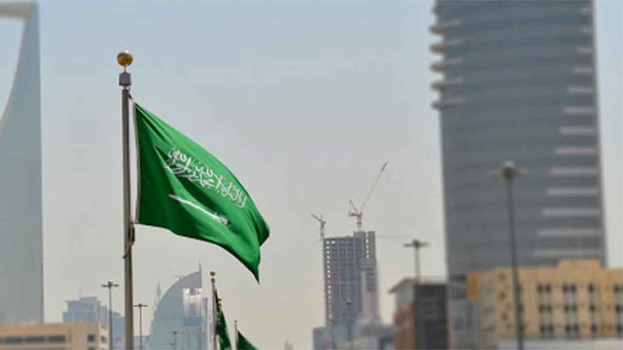 أخبار السعودية اليوم.. إلغاء عقوبة الجلد التعزيرية.. والإطاحة بقاتل «مواطن الفندق» بعزيزية مكة