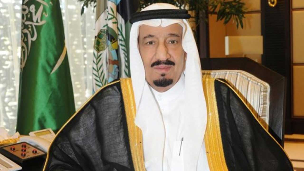 عبر اتصالين.. خادم الحرمين يتلقى تهنئة العيد من ولي عهد أبوظبي ورئيس جيبوتي