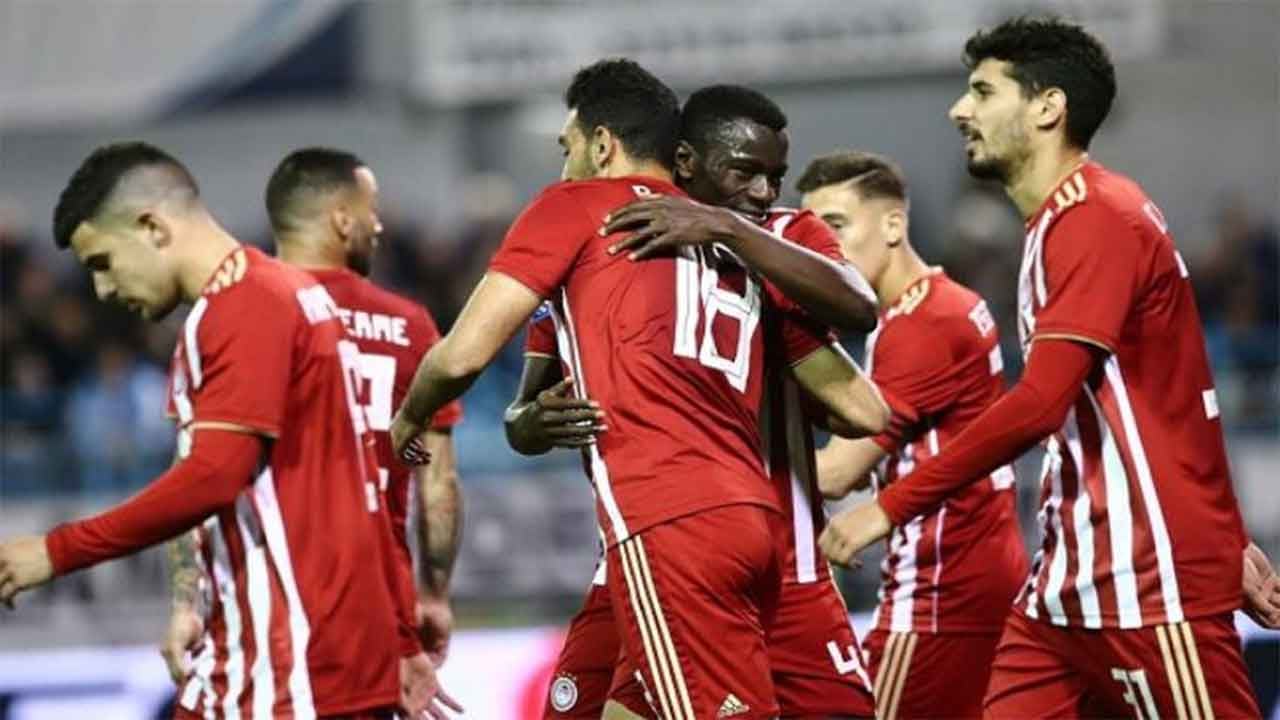 اليونان تُعلن موعد استئناف منافسات دوري السوبر