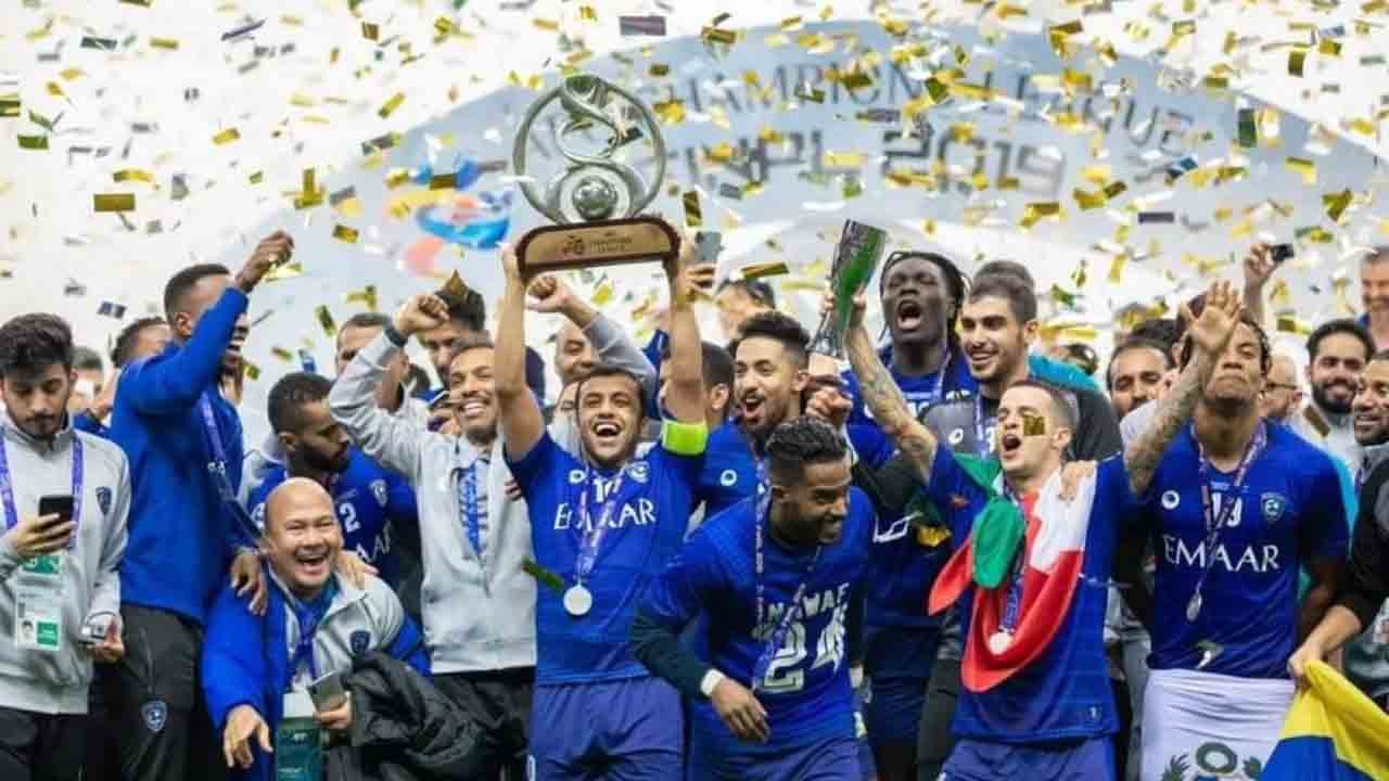 رغم الزحف الصيني.. الهلال سيد الكرة الآسيوية