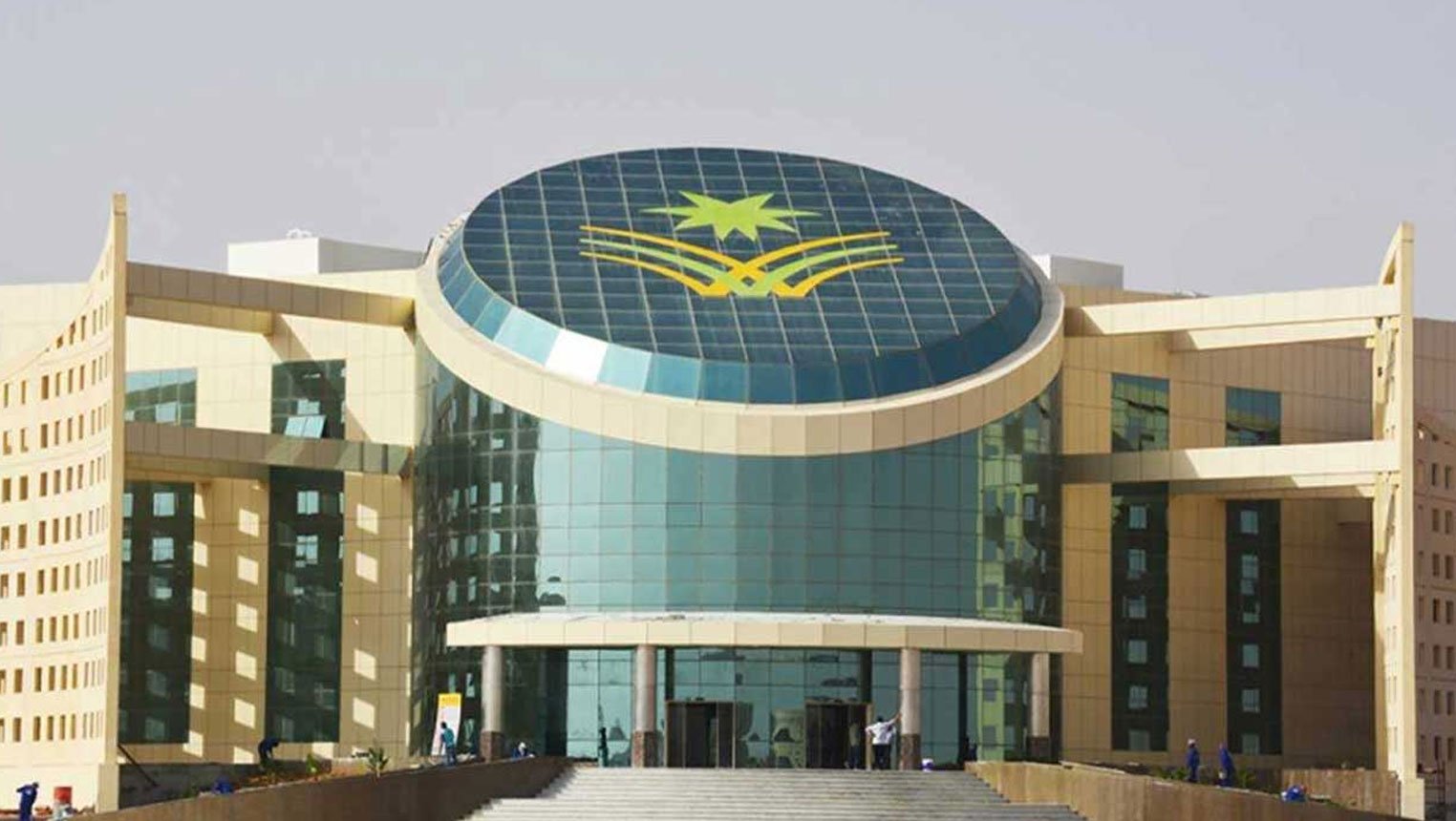 جامعة نجران تستكمل استعداداتها لاستقبال موظفيها ومنسوبيها