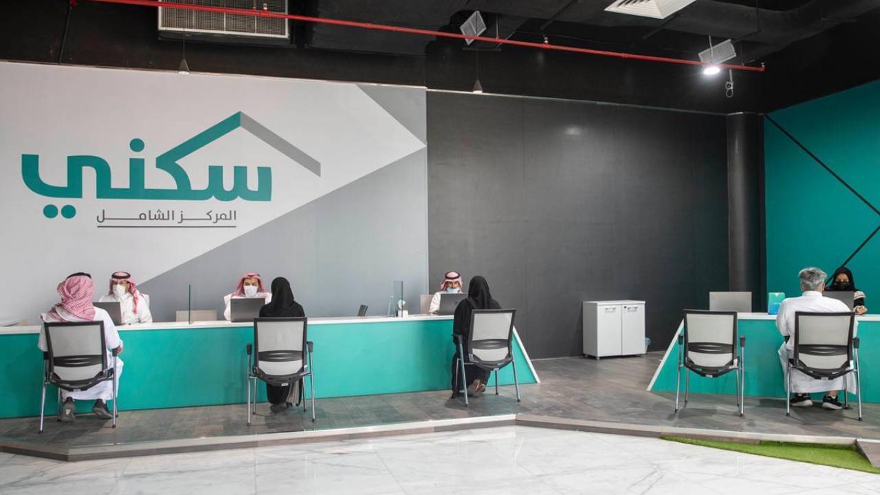 فروع «الإسكان» ومركز «سكني الشامل» تقدم خدماتها للمواطنين بالالتزام بإجراءات السلامة