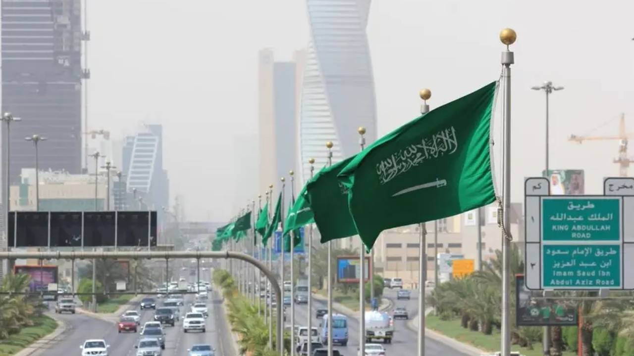 الطريق إلى «قمة الرياض» يبدأ بمشاورات إقليمية لإثراء منتدى القيم الدينية لمجموعة العشرين